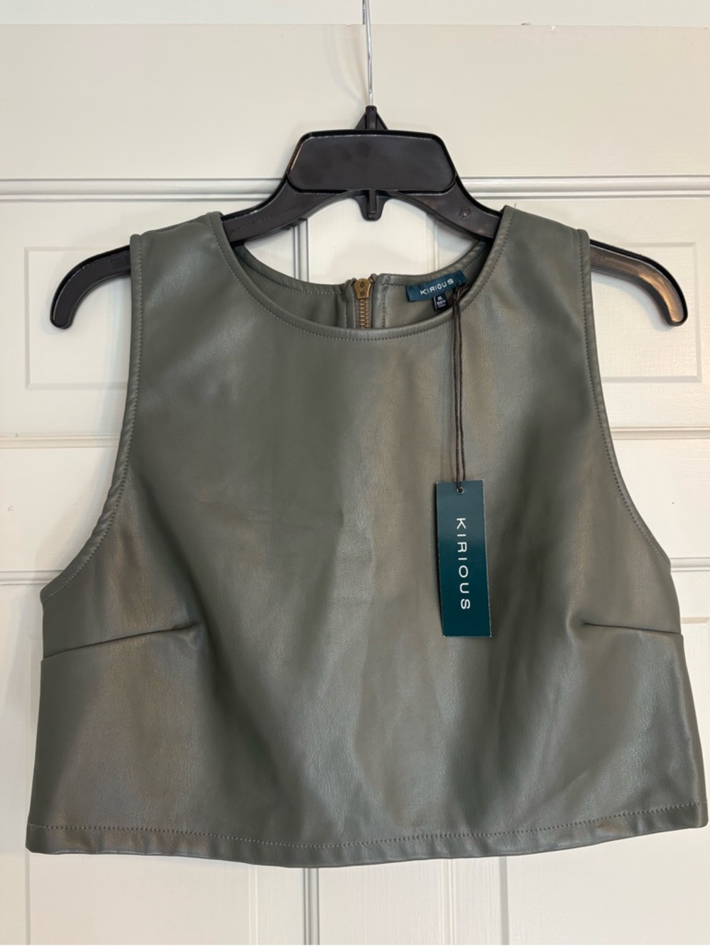 NEW Kirious XL Sleeveless Faux Leather Crop Top in Olive Zippered Back